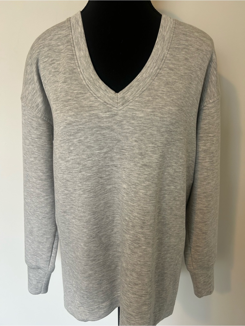 SPANX Air Essentials Pale Heather Gray V-Neck Sweater